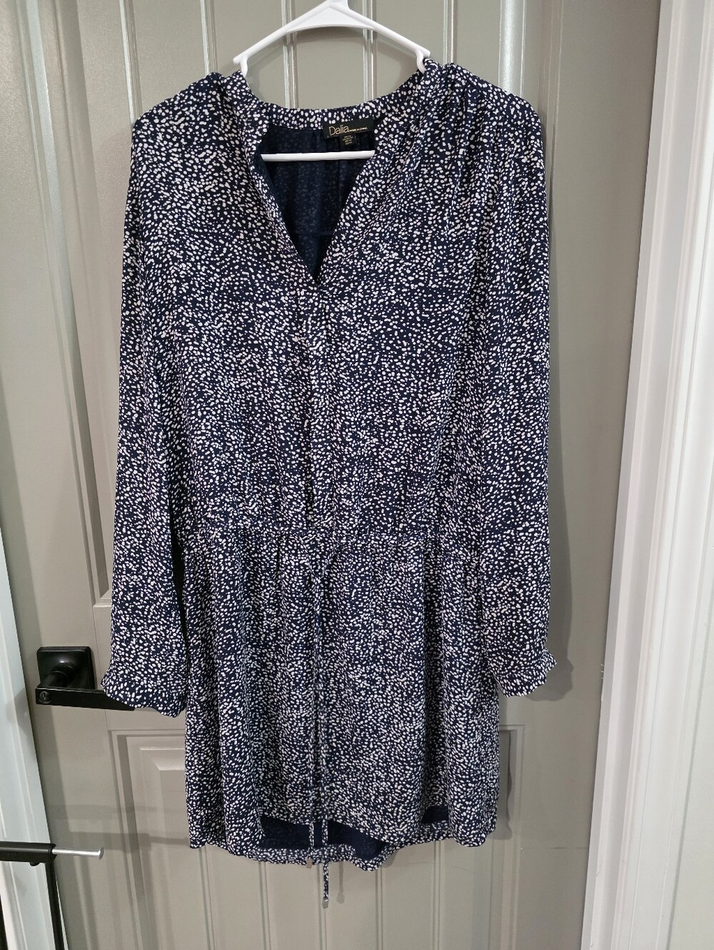 Dalia Womans Medium Nwot Blue White Polka Dots Dress Chiffon Tie Waist